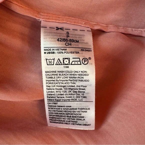 Banana Republic Blouse Pink Satin Long Sleeved Women's Sz Small Elegant Layering - Picture 4 of 6